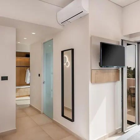 By Kalomirakis Family Hotel apartamentowy 3*