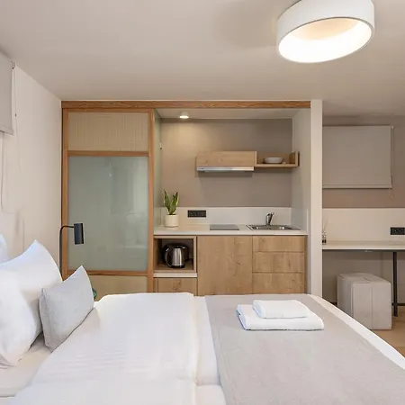 Aparthotel By Kalomirakis Family