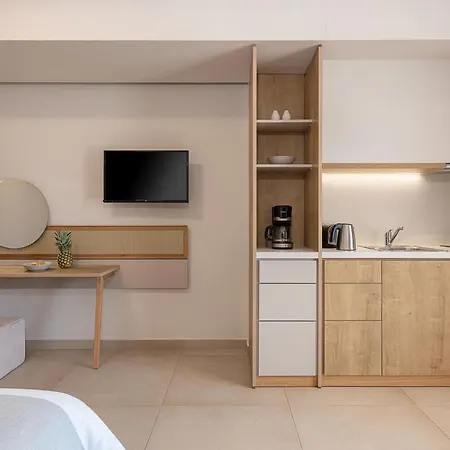 Aparthotel By Kalomirakis Family 3*
