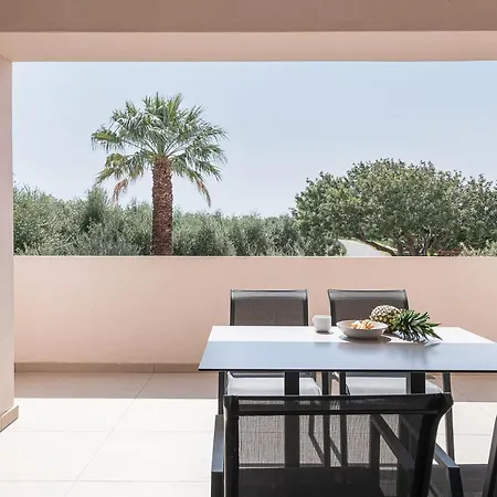Aparthotel By Kalomirakis Family